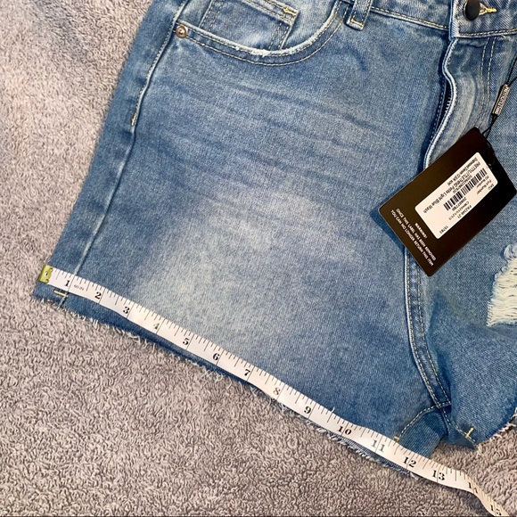 NEW Pretty Little Thing Blue Denim Distressed Shorts - Picture 3 of 8